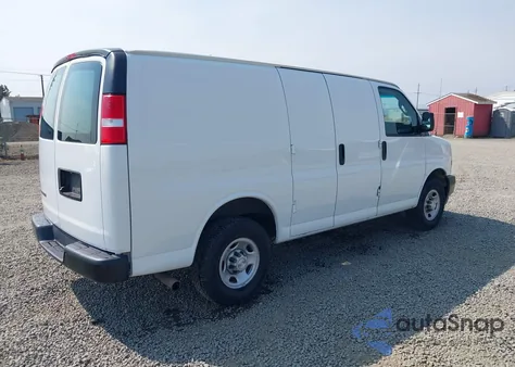 2019 Chevrolet Express 2500 Work Van из США, поврежденный, VIN 1GCWGAFG7K1217784